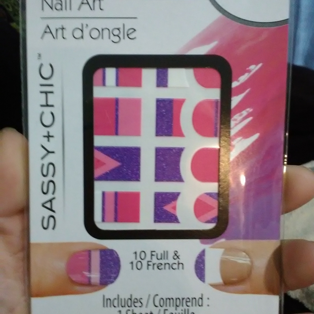 3/$12 💅 2-20 PC Nail art